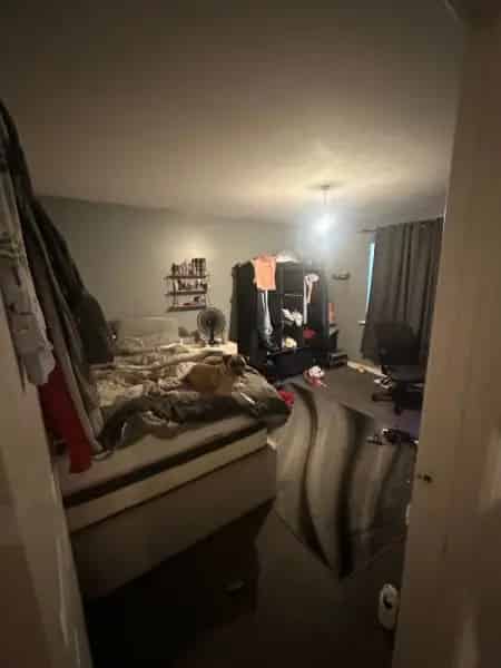 2 Large Bedroom Second Floor Flat with Extra Storage