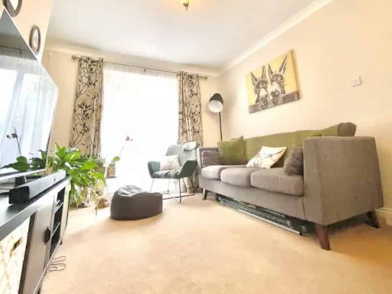 3 Bedroom House For Sale Near Canterbury