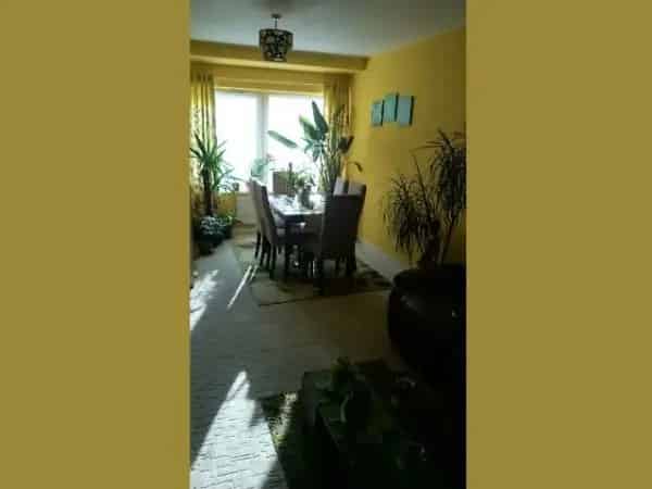 2 Bedroom House Large Garden Car Park High Speed Internet