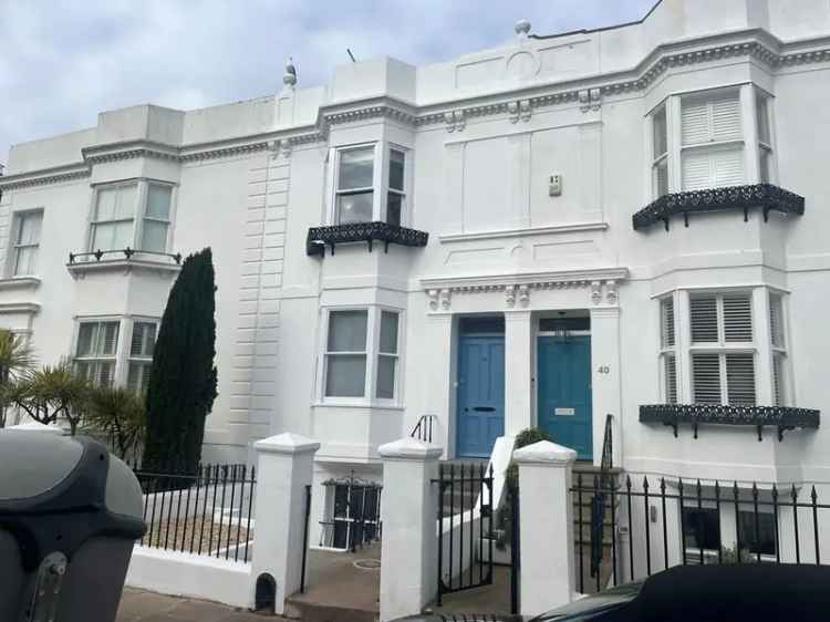 3 x 1 Bed Self Contained Flats - Refurbished Period House