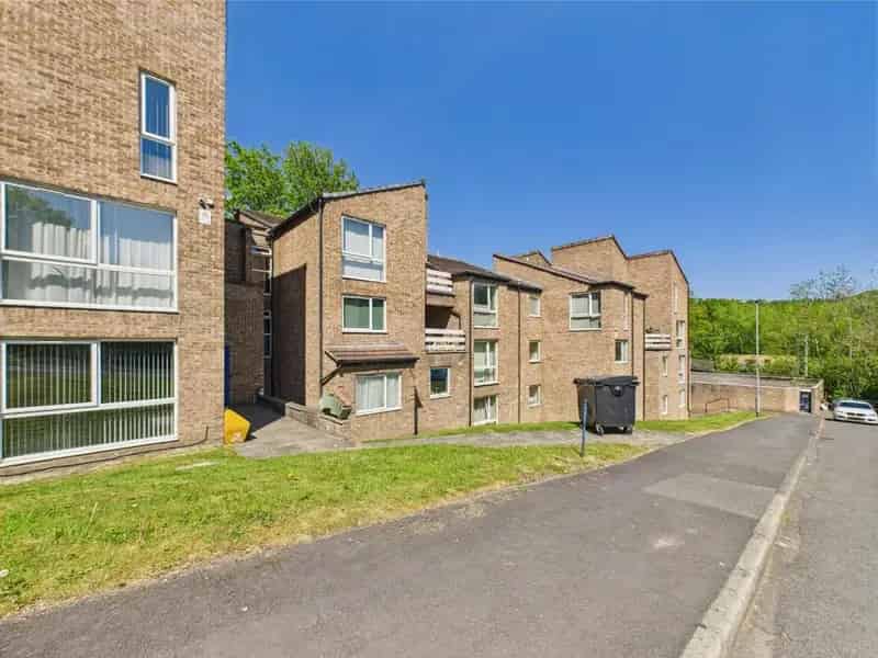 2 Bedroom Apartment for Sale