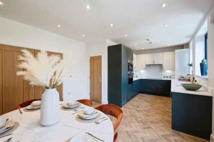 Luxury 4-Bed 3-Storey Home in Guston Heights