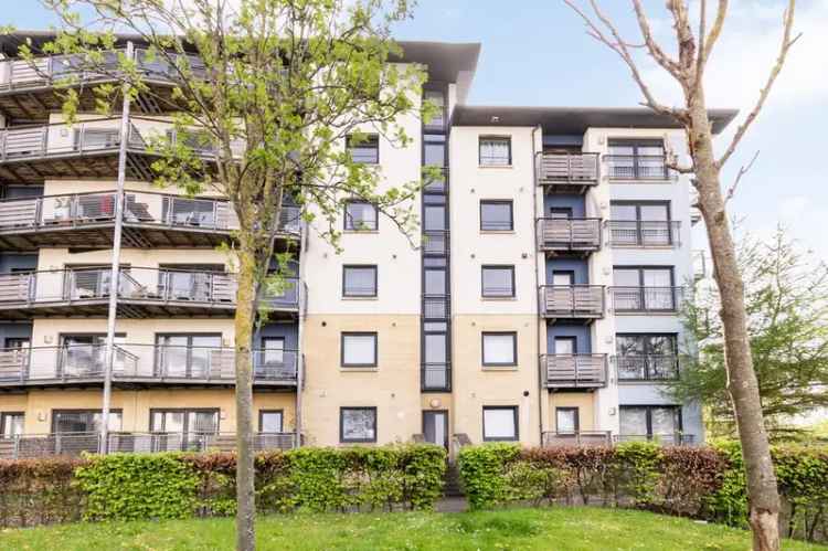 2 Bedroom Flat for Sale in Peffermill