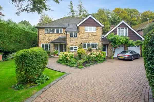 Family Home for Sale in Rickmansworth