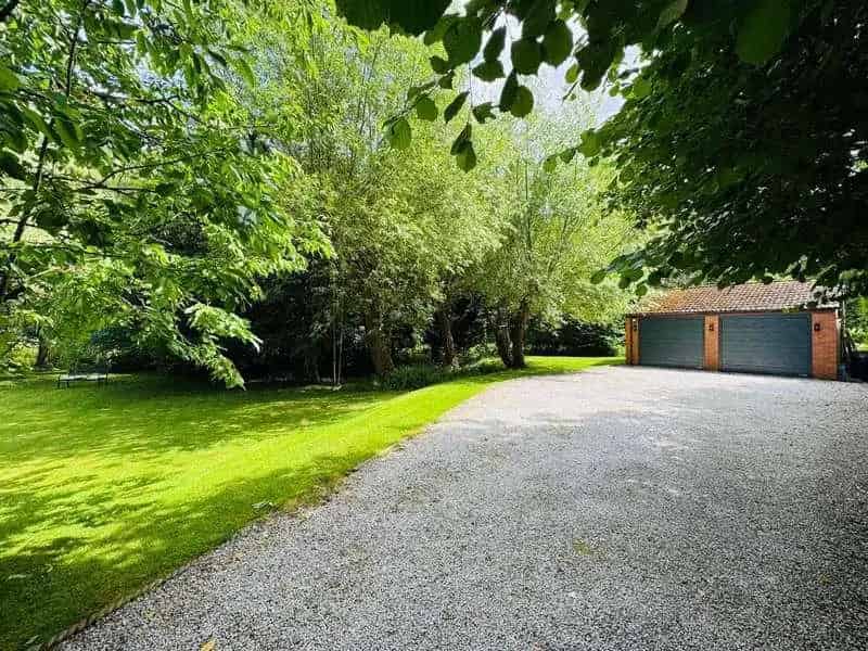 3 Bed Detached Cottage for Sale in Little Eaton