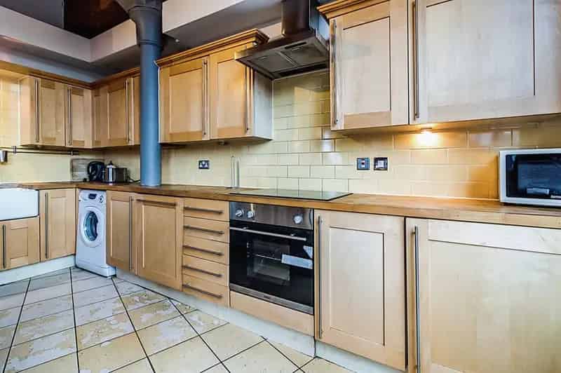 2 Bedroom Apartment Manchester City Centre Parking Balcony