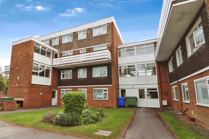 2 Bedroom Flat to Rent