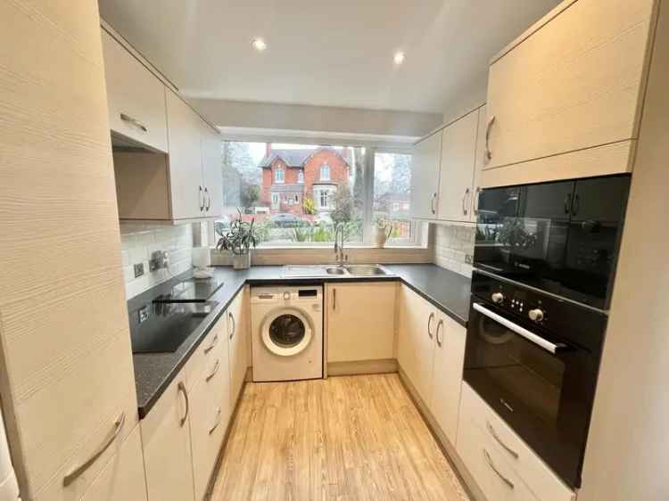 Four Bedroom Semi-Detached House Cheadle Hulme