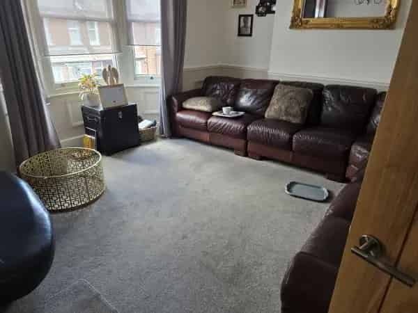 Large 1 Bedroom Flat Kent