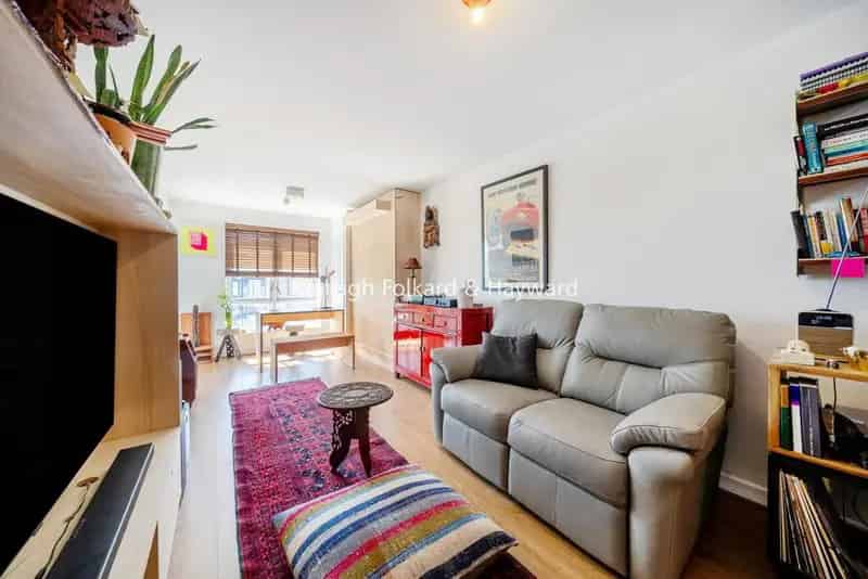 Flat For Rent , London, England
