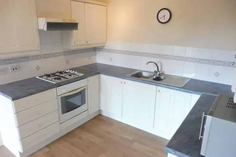 One Bedroom Apartment Cardiff Bay Furnished Parking