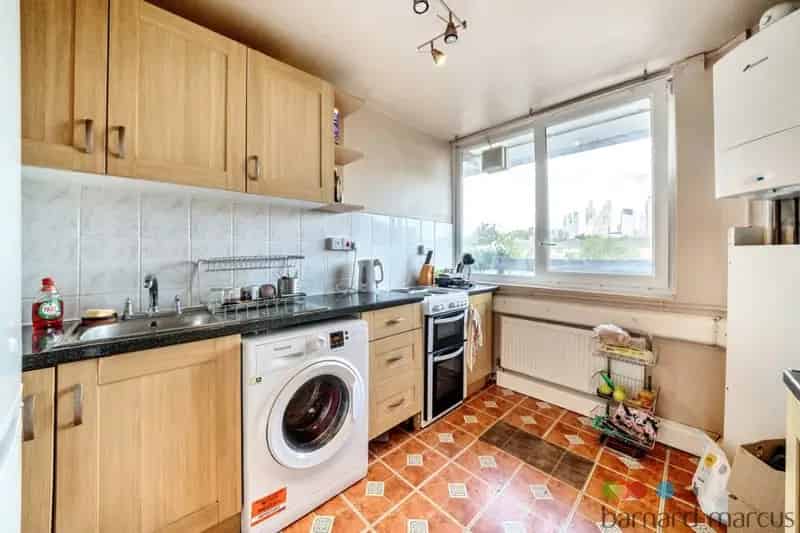 3 Bed Apartment near Battersea Power Station Zero Deposit Available