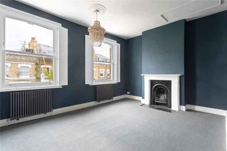 3 bedroom house in London