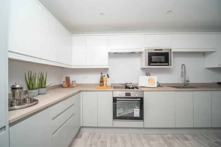 Weymouth 2-Bed Duplex Apartment Near Harbor and Beaches