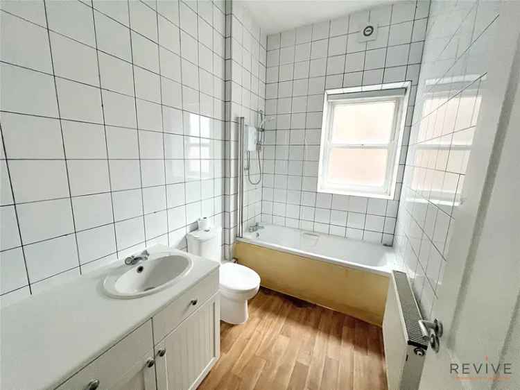 2 Bedroom House to Rent Liverpool - First Floor Apartment