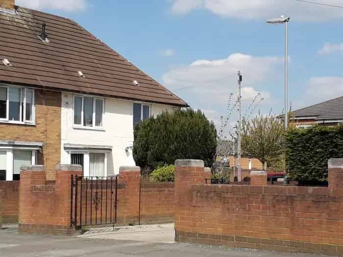 4 Bed House Hillside