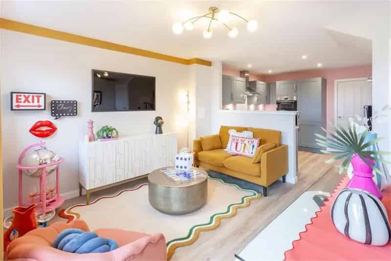 3 Bed Townhouse Near Edinburgh City Centre