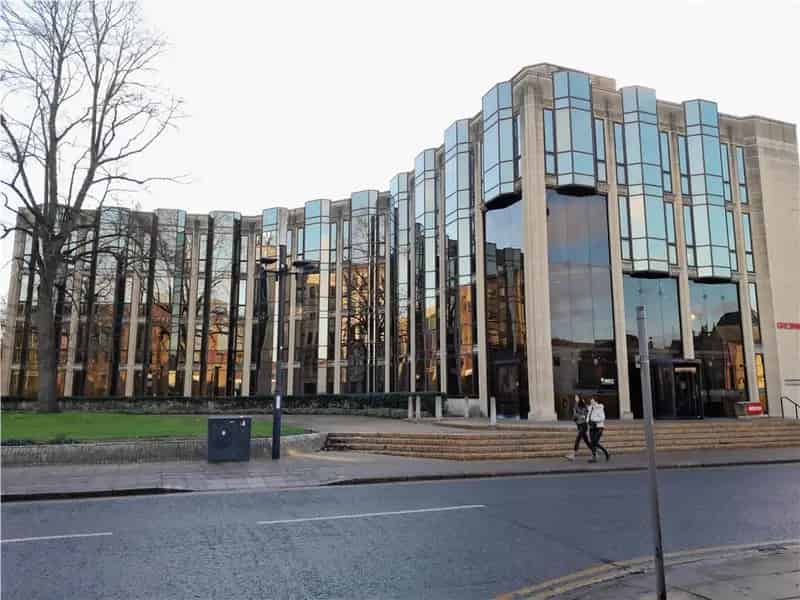 4-Story Office Building For Lease - Refurbishment Needed