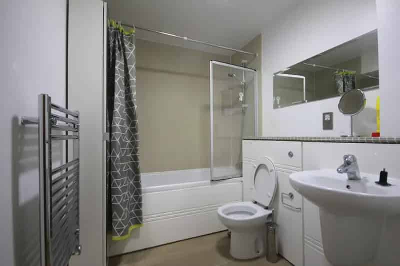 1 Bedroom Apartment for Sale Near Birmingham City Centre
