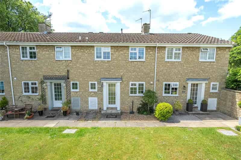 3 Bedroom Mid Terrace House in Boaton Spa