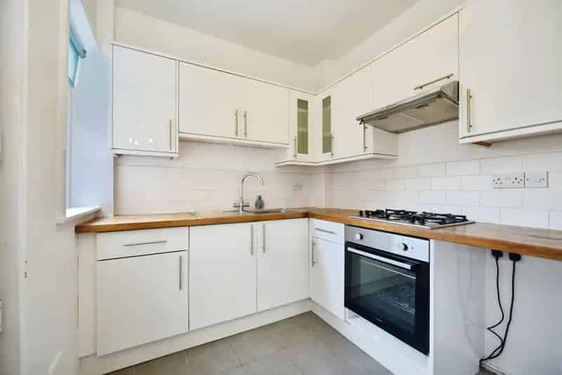 3 Bedroom Mid Terrace House for Sale Sheffield S6