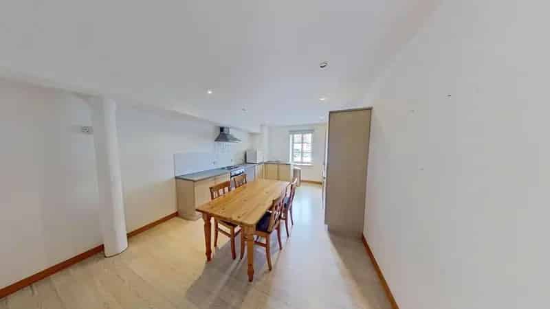 2 Bedroom Furnished Flat to Rent Edinburgh