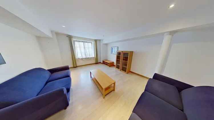 2 Bedroom Flat to Rent