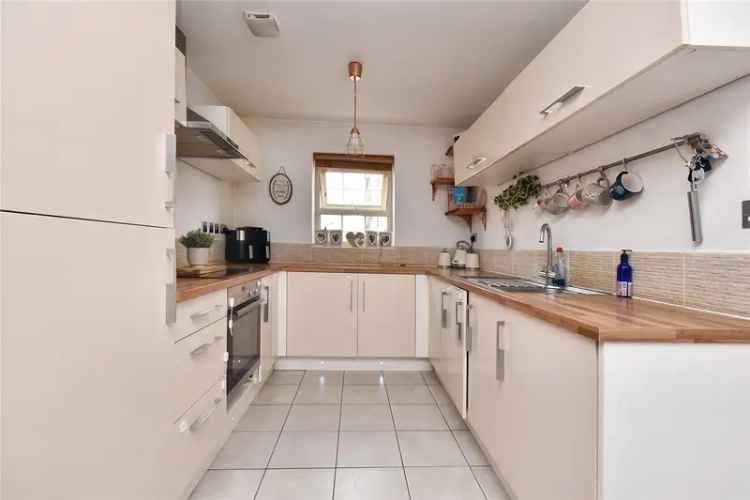 House For Sale in Wakefield, England