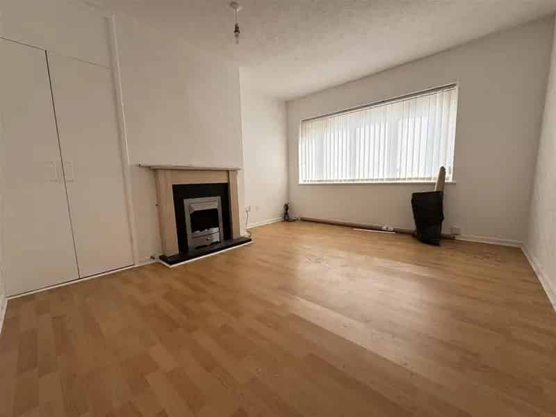 1 Bedroom Maisonette for Sale