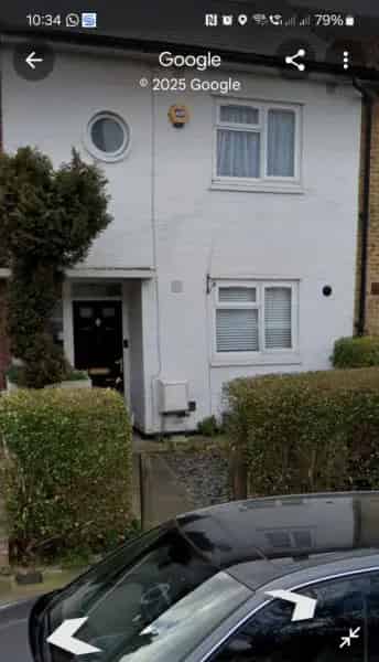 2 Bed House with Garden Central London Pets Allowed