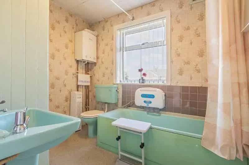 3 bed house for sale