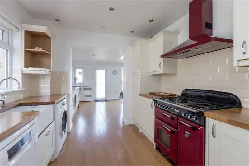 4 Bed Detached House Penicuik - Family Home Near Edinburgh