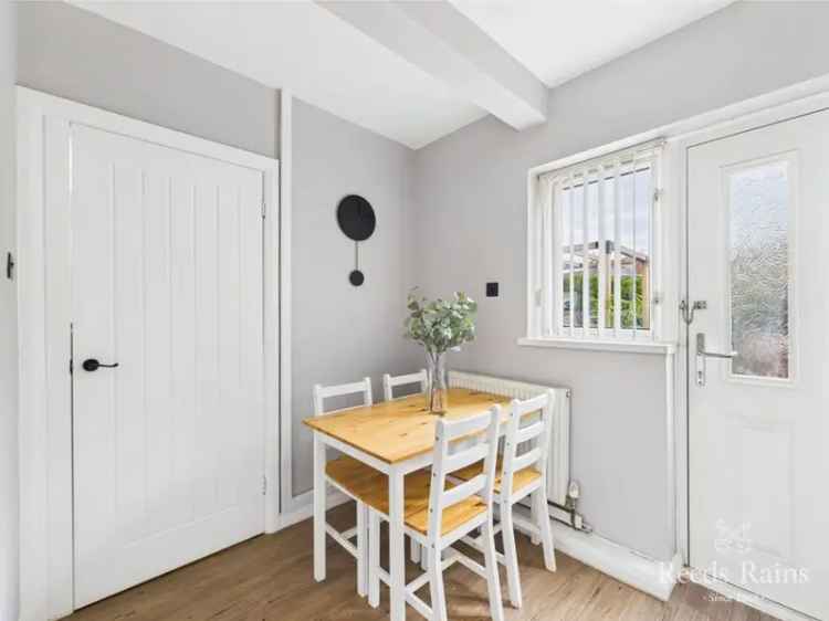 3 Bedroom Mid Terrace House for Sale Hull HU9