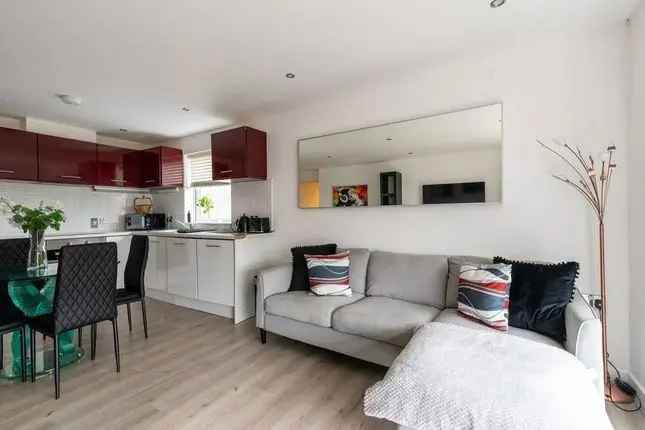 Flat for sale in North Road, Cardiff CF14