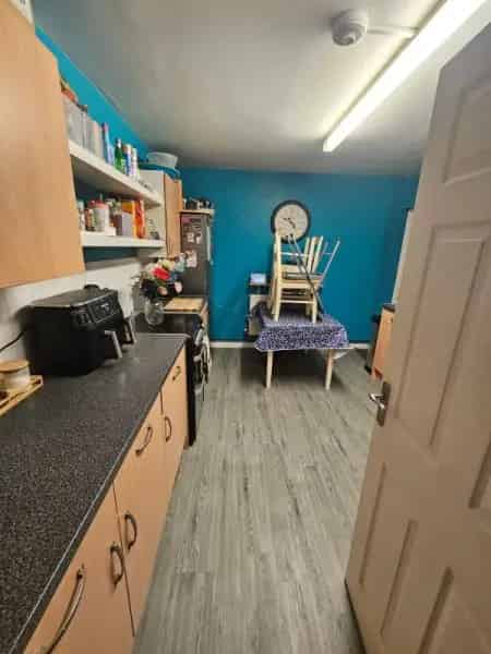2 Bed House Stevenage - New Roof, Windows, Bathroom