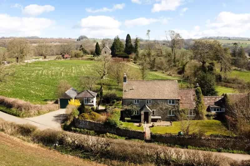 4 Bedroom Cotswold Cottage for Sale
