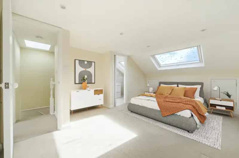 5 Bedroom House For Sale Near Shortlands Station