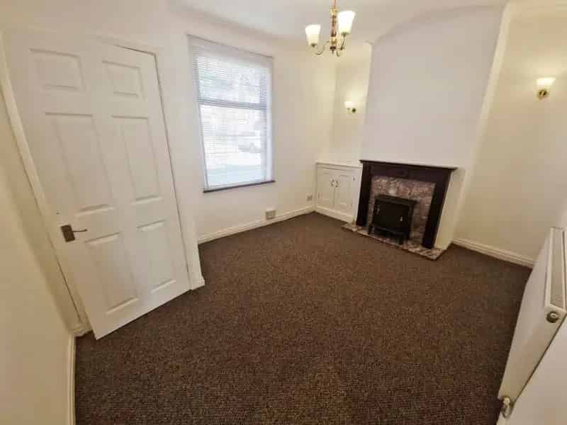 2 Bedroom Mid Terrace House to Rent Standish Lower Ground Lancashire