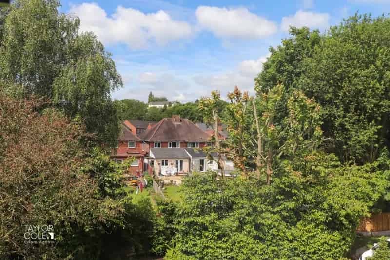 1 Bedroom Apartment for Sale Tamworth