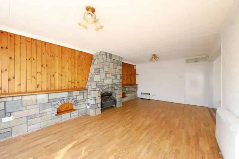 4 Bedroom Semi-Detached Bungalow for Sale in Moseley