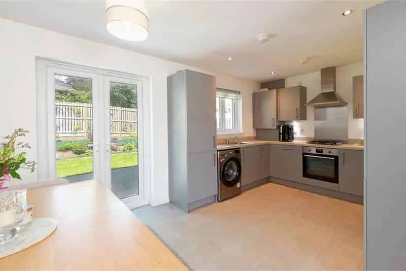 3 Bed Semi Detached House East Kilbride