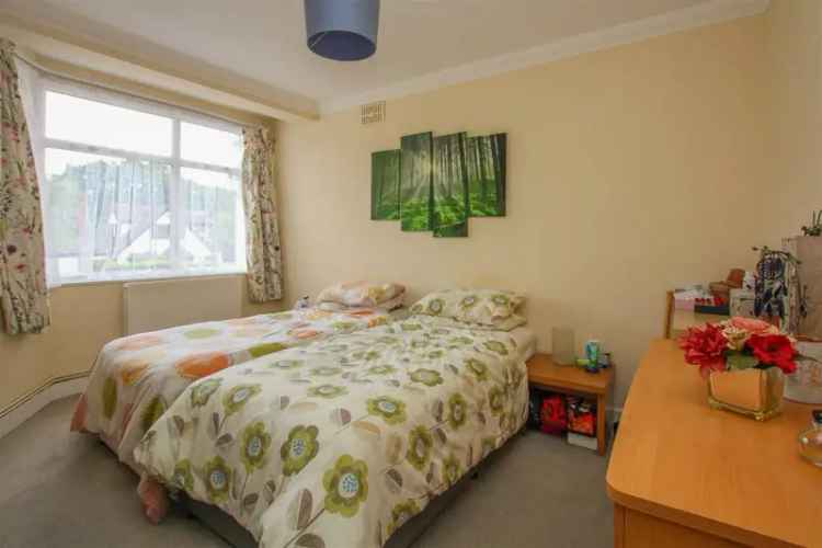 3 Bedroom Detached Bungalow for Sale in Brentwood