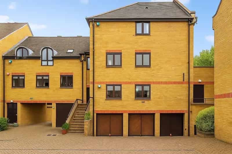 3 Bedroom Terreced House to Rent