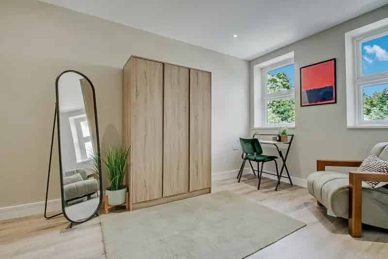 3 Bed Maisonette Near New Southgate Station