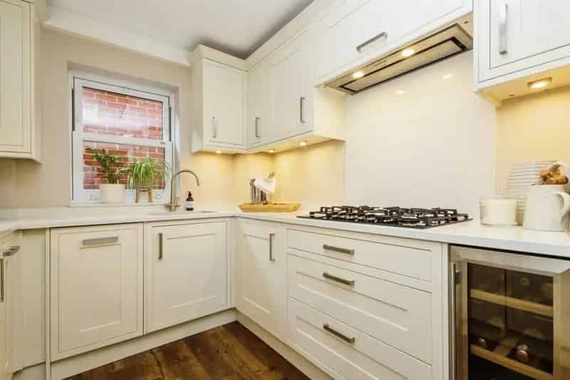 Two Bedroom Maisonette Share of Freehold Ground Floor Garage Parking Garden