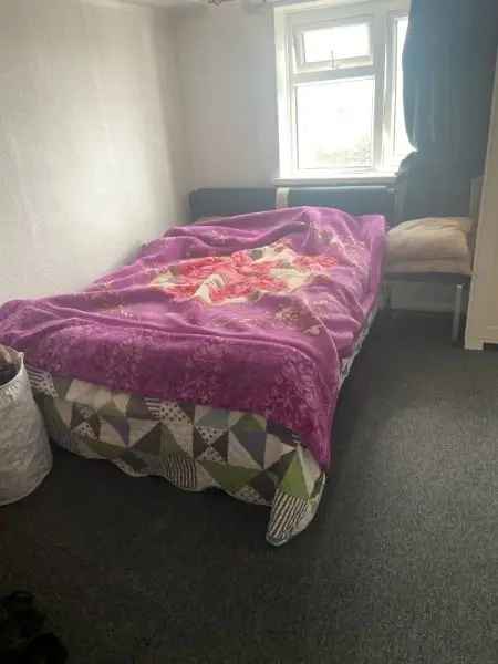 Flat For Rent in Thanet, England