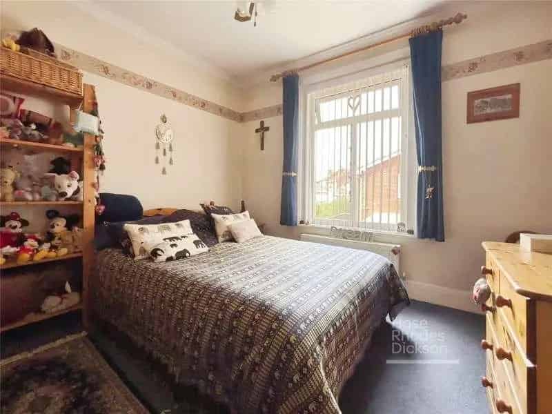 3 Bed Detached House for Sale Newport
