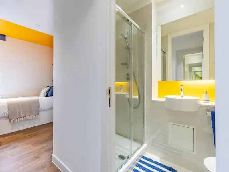 Glasgow Student Studio Apartment near River Clyde