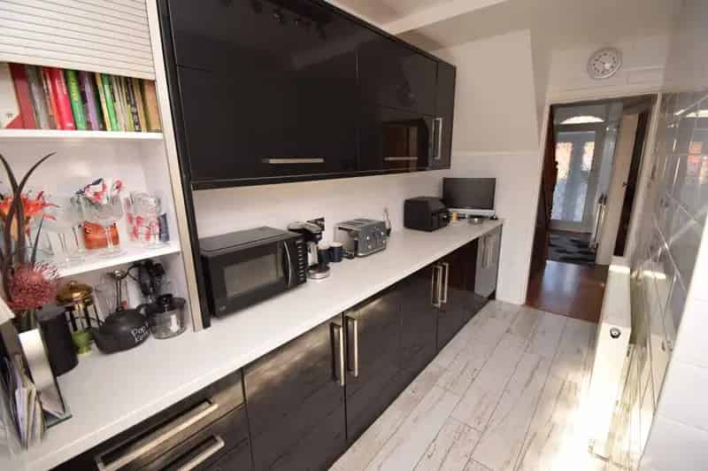 3 Bedroom Mid Terrace House for Sale in Coundon Coventry