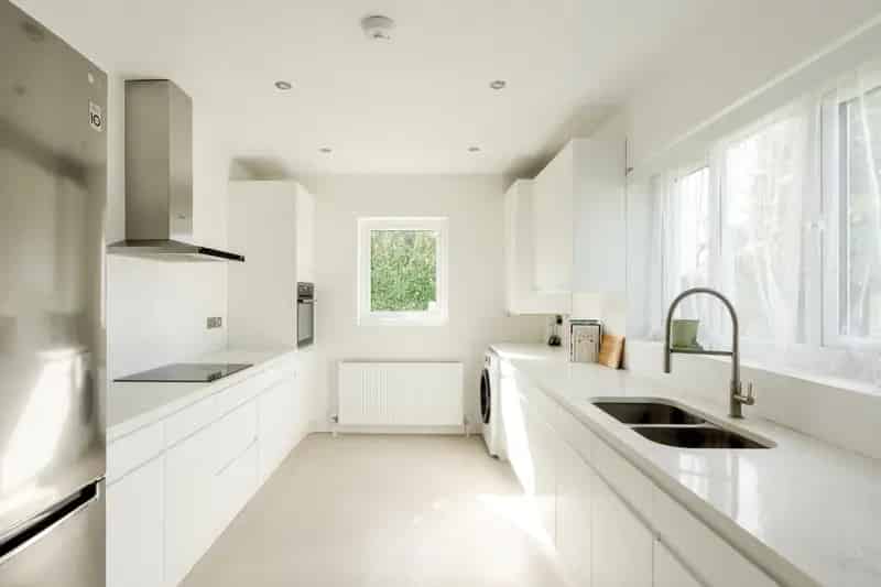3 Bedroom Semi Detached House For Sale BS9